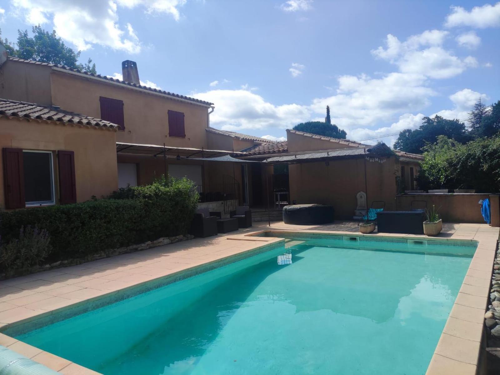 Appartamento Studio 25M2 Avec Piscine Et Spa, Proche Iter Et Cadarache Valensole Esterno foto